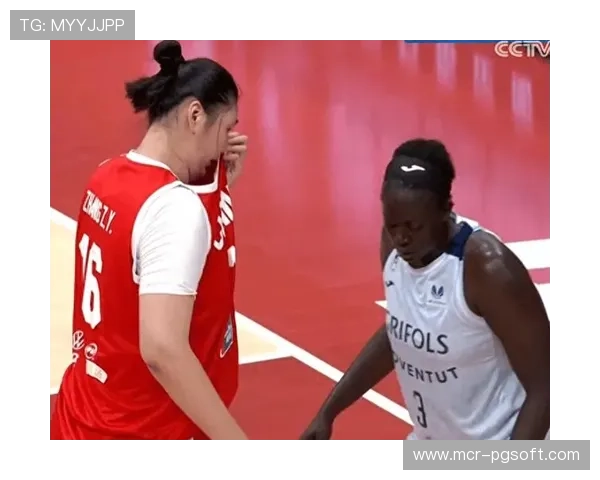 中国女篮2.26米巨人张子宇联赛首次未得分，遭球队弃用引关注